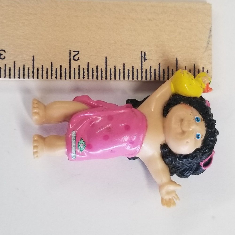 Cabbage Patch Mini Doll PVC Toy Figure Vintage 1984 80s Kid Bathtime Pink Towel - Picture 7 of 7